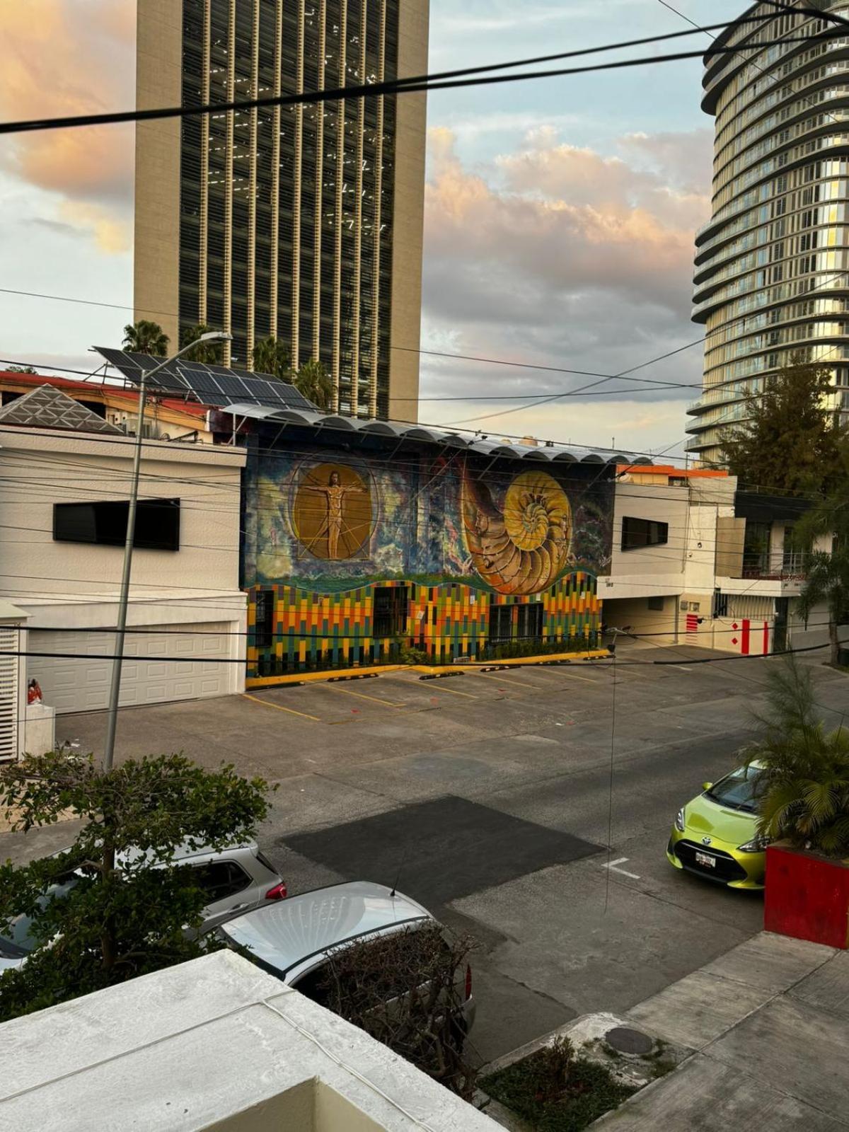 Urban Circunvalacion Guadalajara Dış mekan fotoğraf